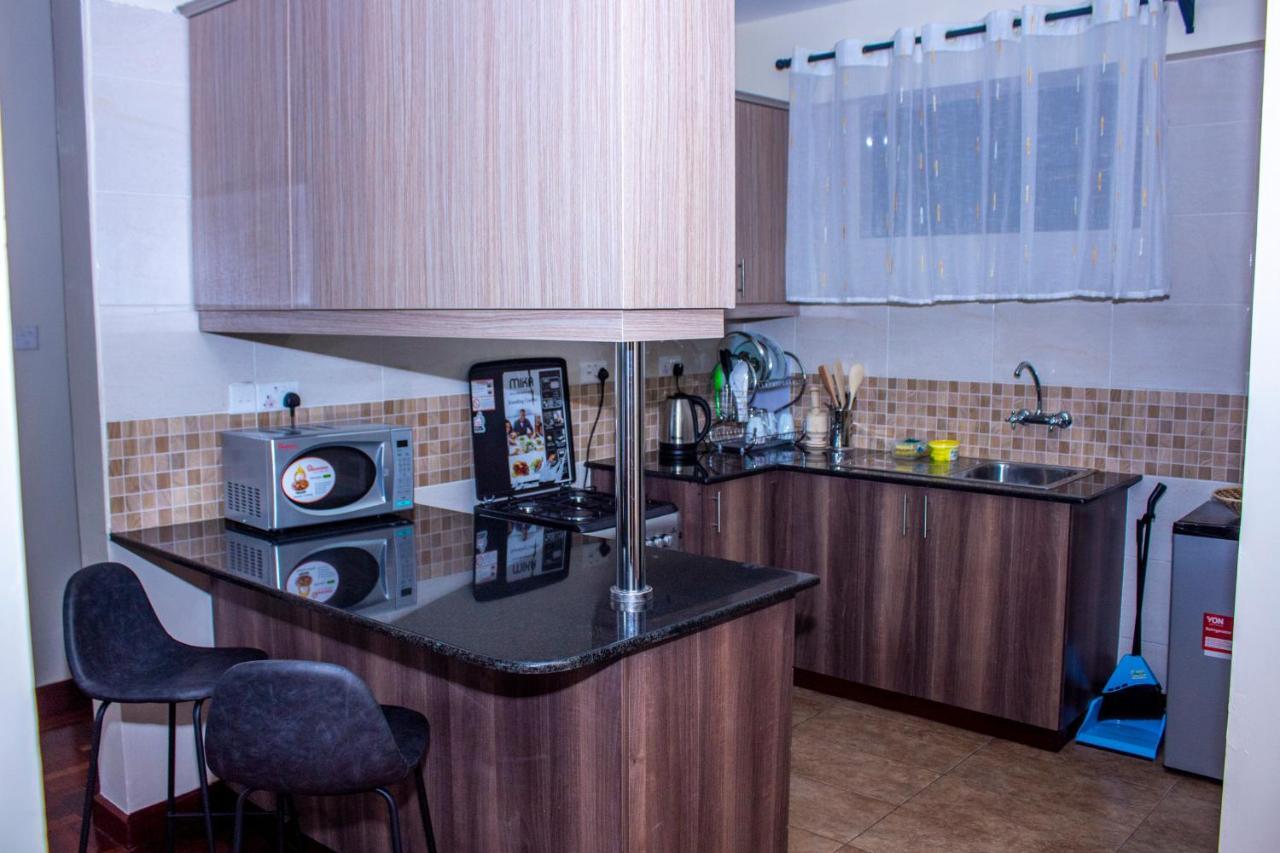Kasty M Apartments- W Place Найроби Экстерьер фото